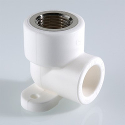 Колено 90° полипропиленовое РВ c креплением VALTEC (VTp.754.0)