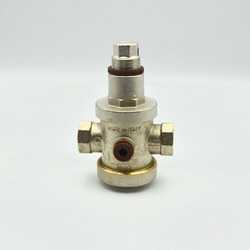 Редуктор давления под манометр 1/4" ITAP (143)